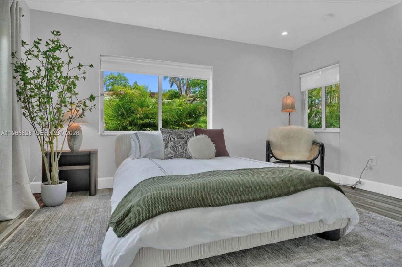 1050 Jefferson St, Hollywood, FL 33019 Photo