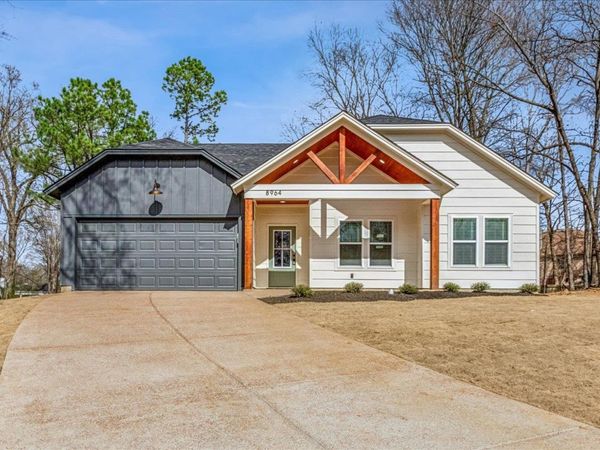 8964 APSLEY PL, Memphis, TN 38016