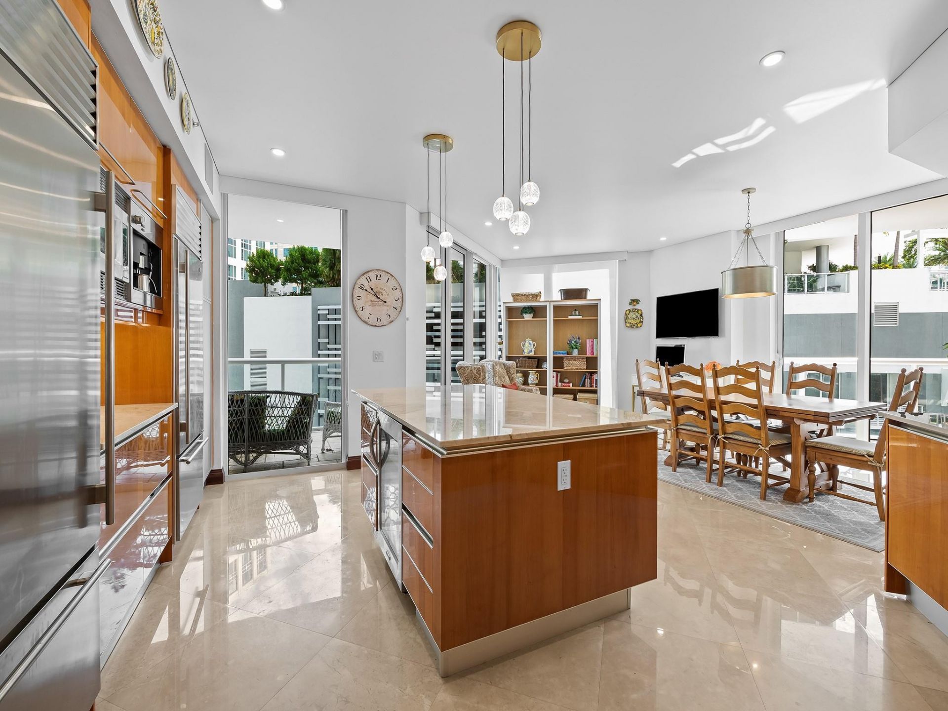 333 Las Olas Way, Unit 910, Fort Lauderdale, FL 33301 Photo