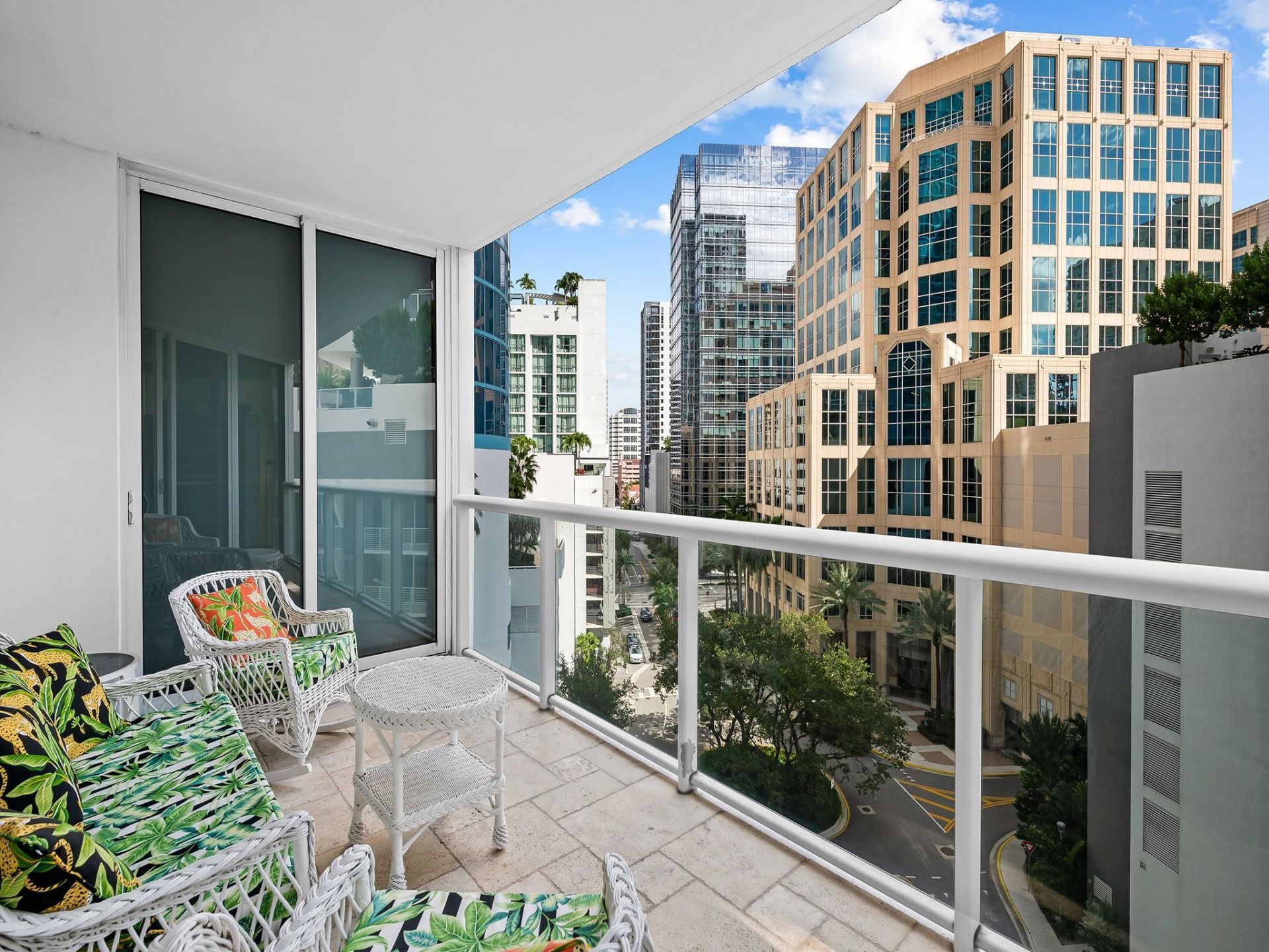 333 Las Olas Way, Unit 910, Fort Lauderdale, FL 33301 Photo