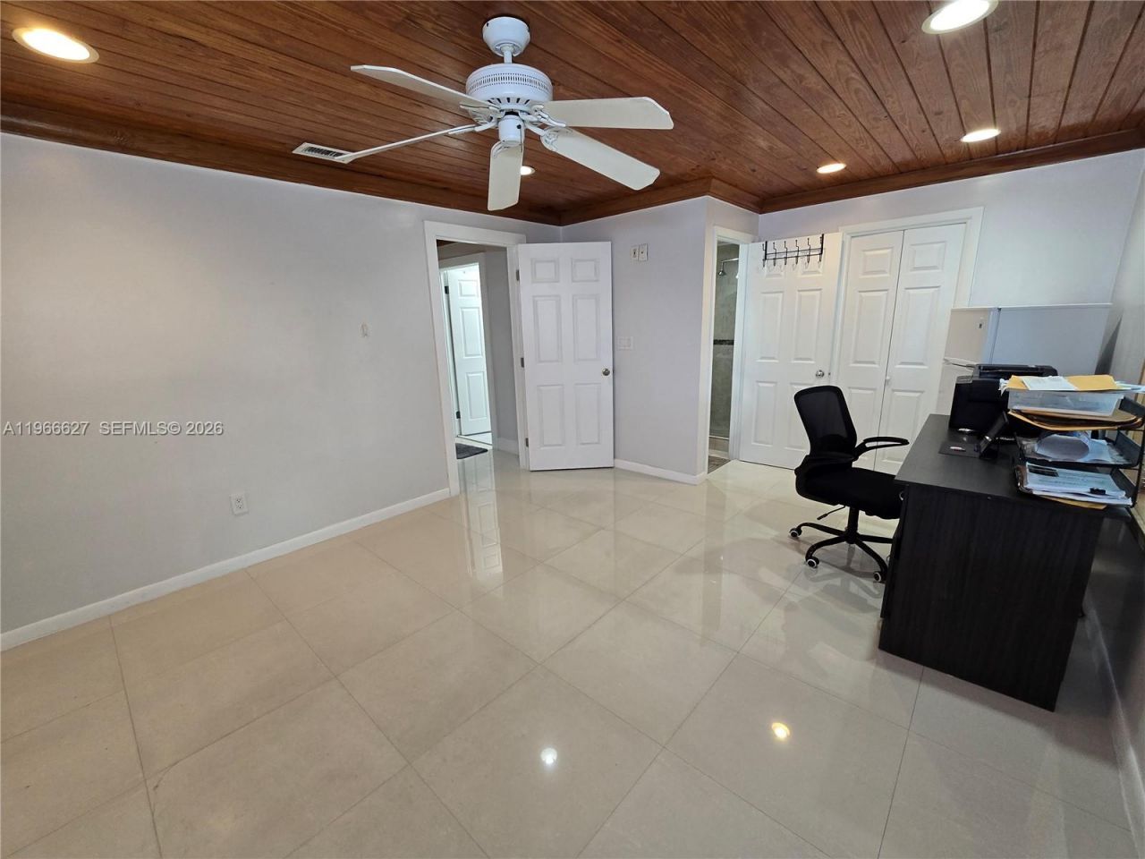 19261 SW 118th Ct, Miami, FL 33177 Photo