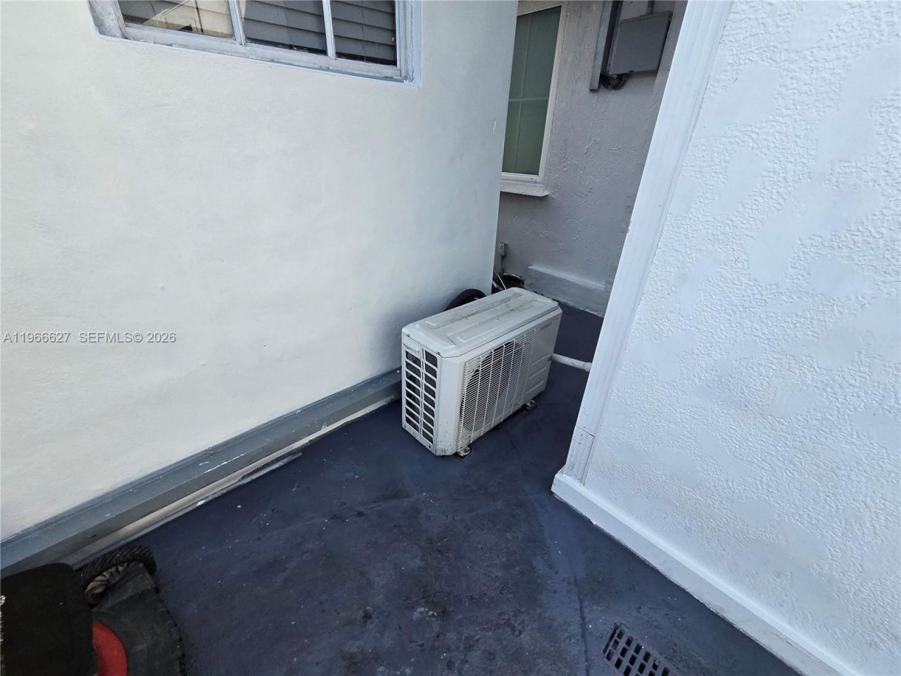 19261 SW 118th Ct, Miami, FL 33177 Photo