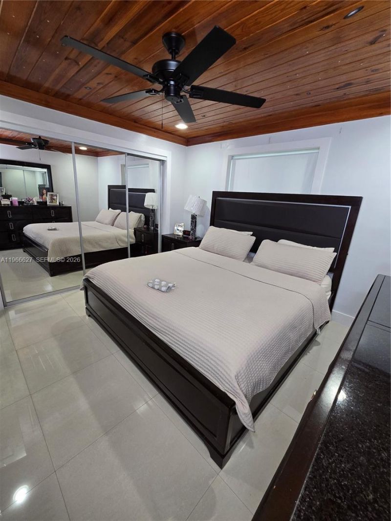 19261 SW 118th Ct, Miami, FL 33177 Photo