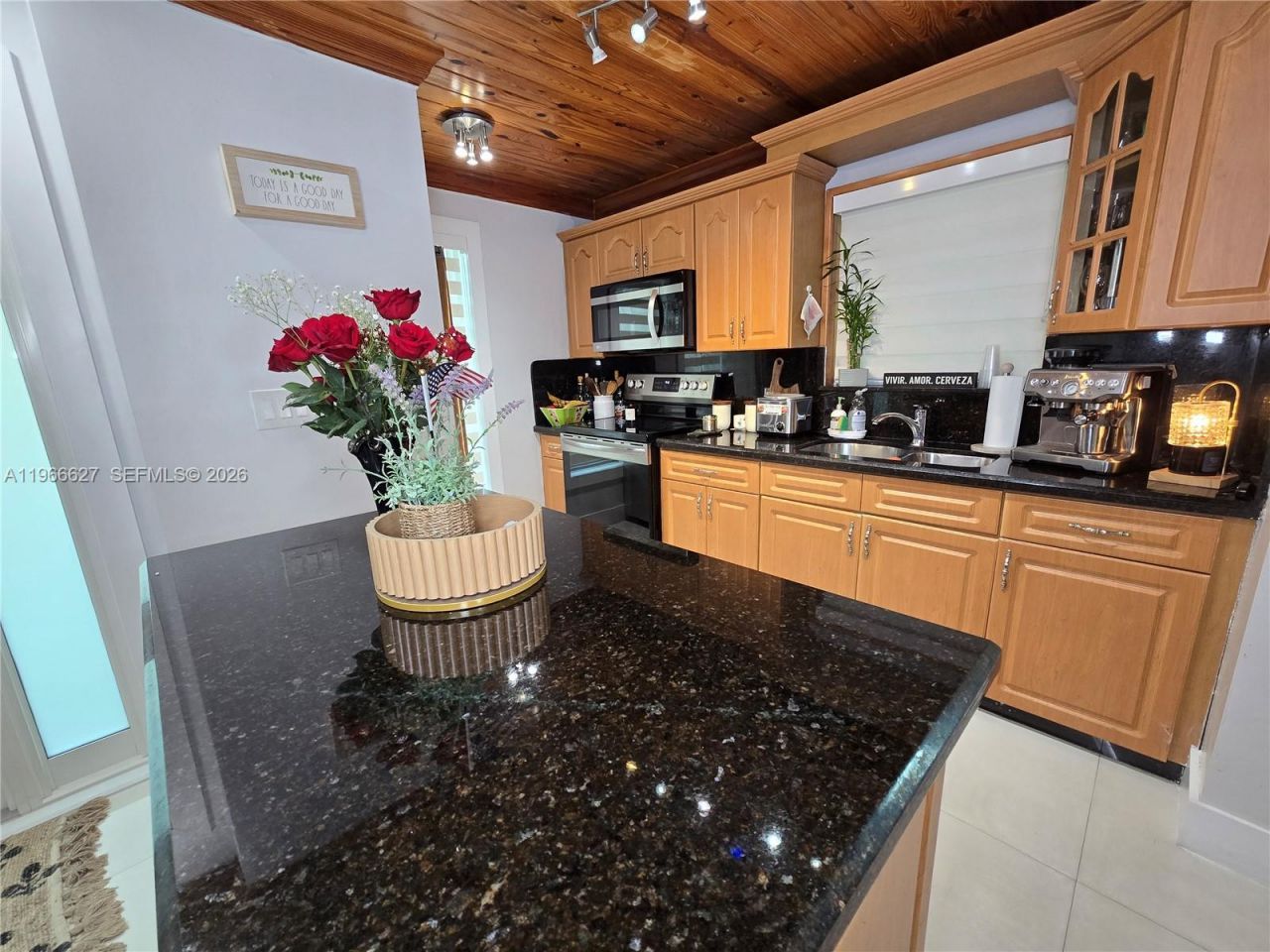 19261 SW 118th Ct, Miami, FL 33177 Photo