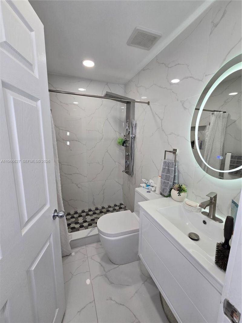 19261 SW 118th Ct, Miami, FL 33177 Photo