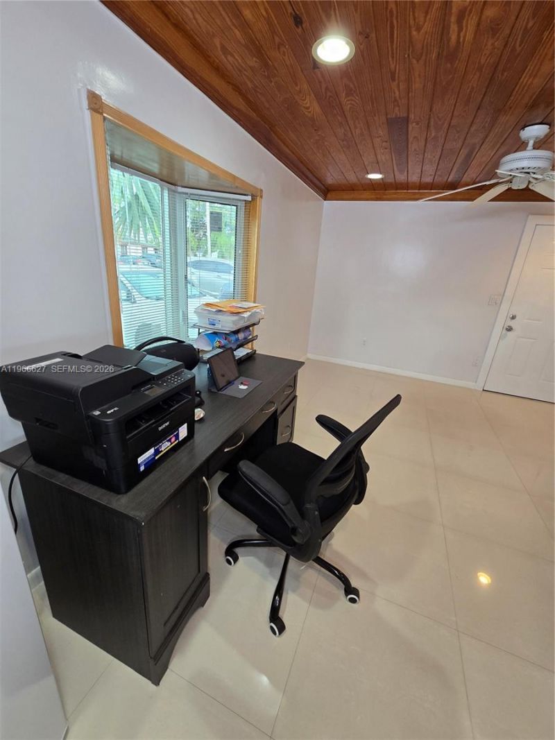 19261 SW 118th Ct, Miami, FL 33177 Photo