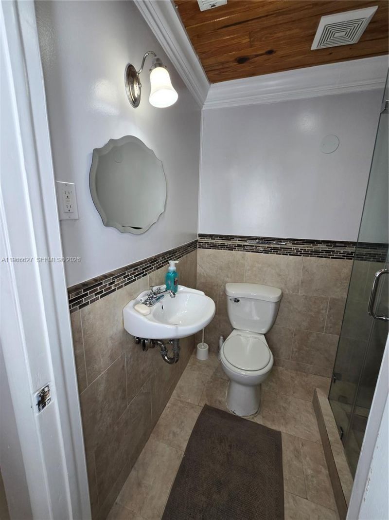 19261 SW 118th Ct, Miami, FL 33177 Photo