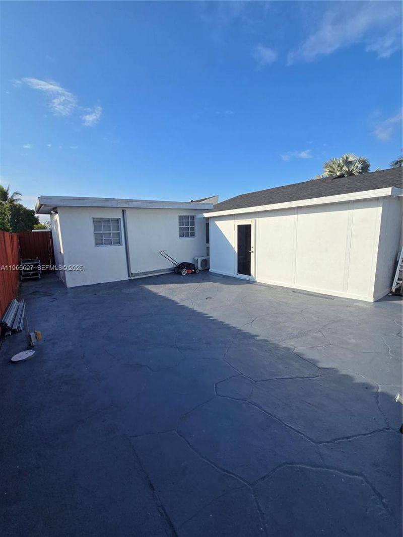 19261 SW 118th Ct, Miami, FL 33177 Photo