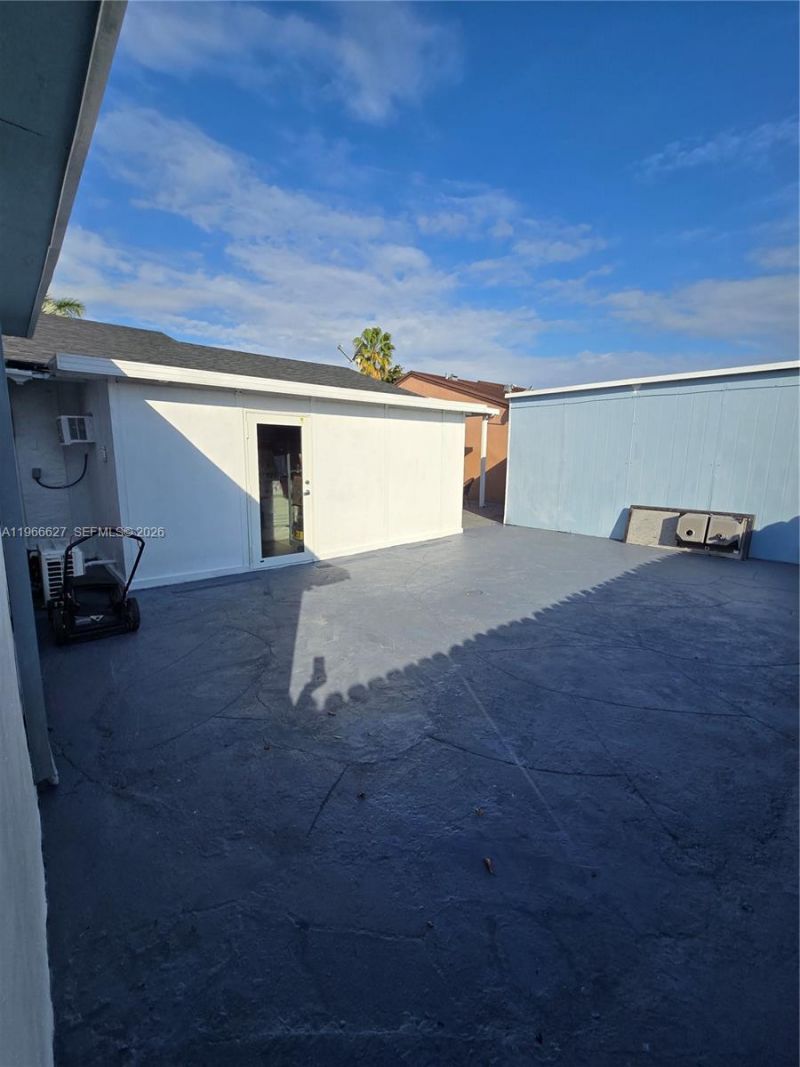 19261 SW 118th Ct, Miami, FL 33177 Photo