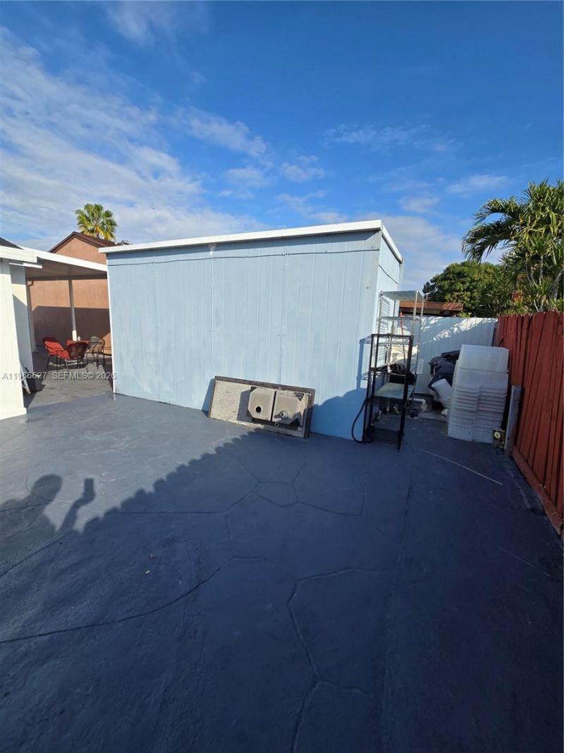 19261 SW 118th Ct, Miami, FL 33177 Photo