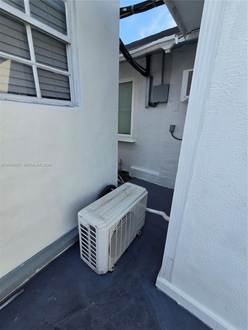 19261 SW 118th Ct, Miami, FL 33177 Photo