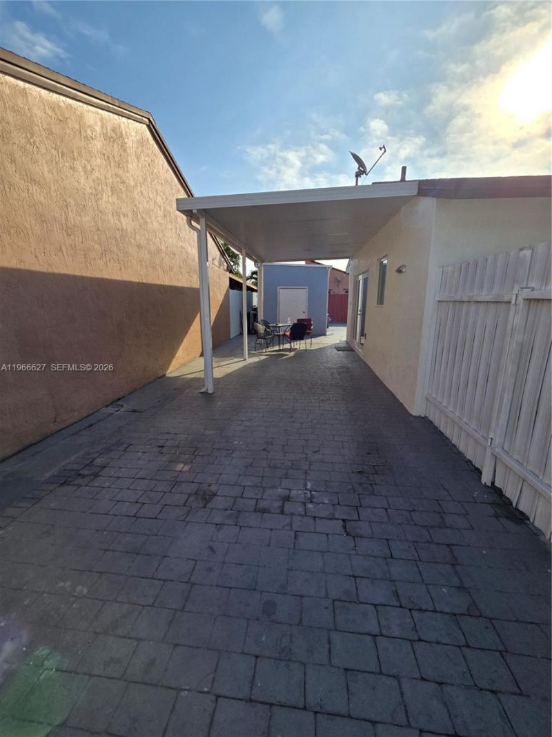 19261 SW 118th Ct, Miami, FL 33177 Photo