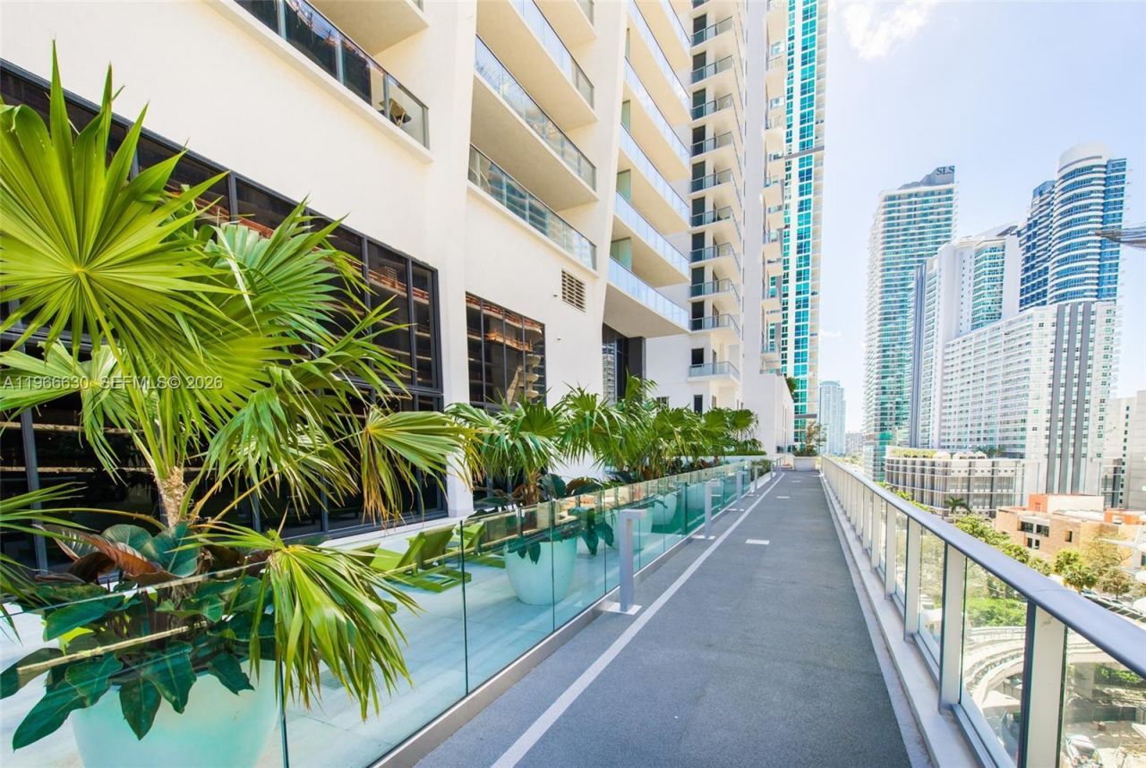 1010 Brickell Ave, Unit 3608, Miami, FL 33131 Photo