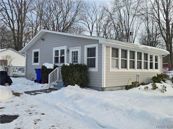 917 Sunset Beach Road, Waterport, NY 14571