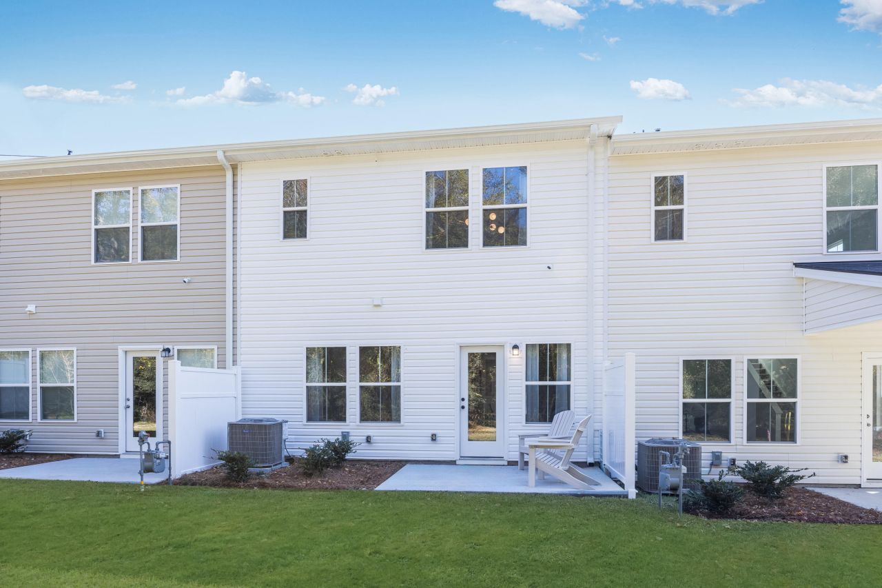 281 Agrarian Avenue Photo 11