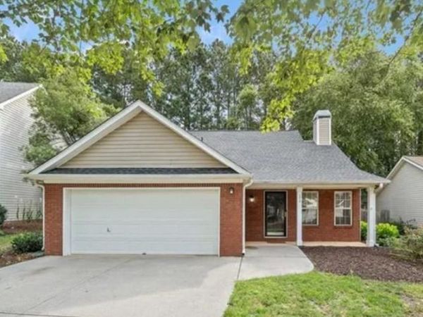 172 Stoneforest Drive, Woodstock, GA 30189