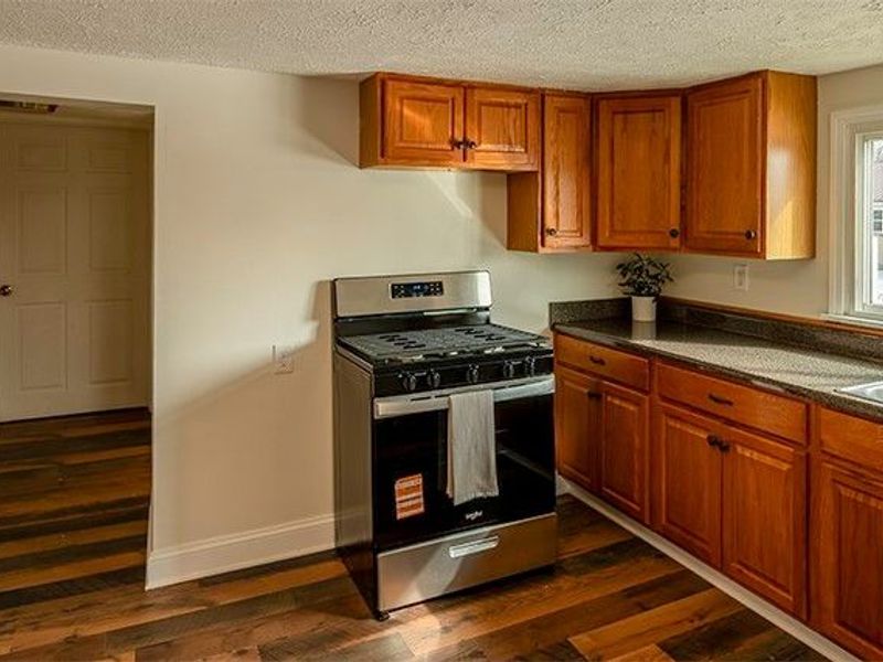 202 Cleveland Avenue E, Warren, OH 44483 Photo 11