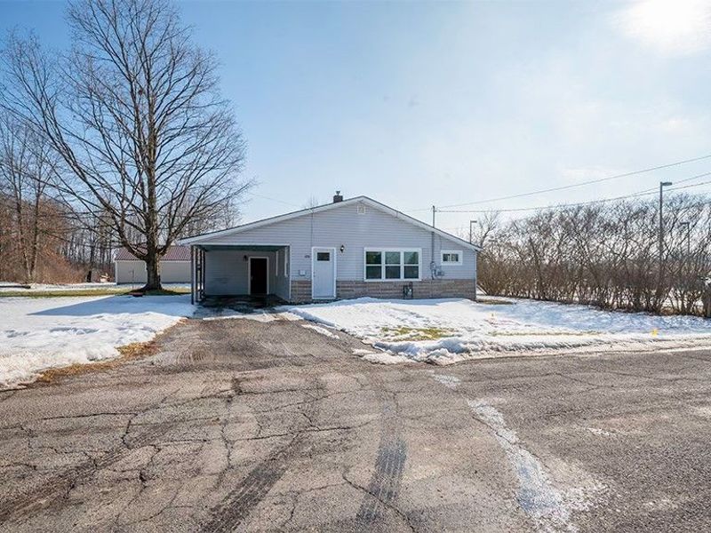 202 Cleveland Avenue E, Warren, OH 44483 Photo 4