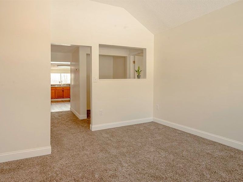 202 Cleveland Avenue E, Warren, OH 44483 Photo 8