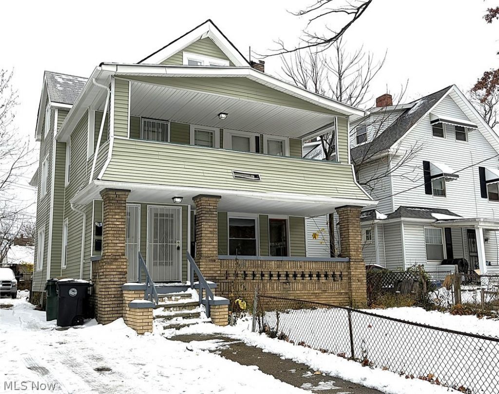 1887 Lampson Road, Cleveland, OH 44112 Main Photo