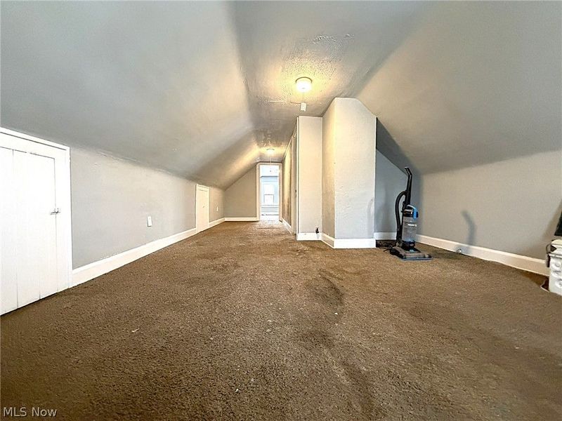 1887 Lampson Road, Cleveland, OH 44112 Photo 12