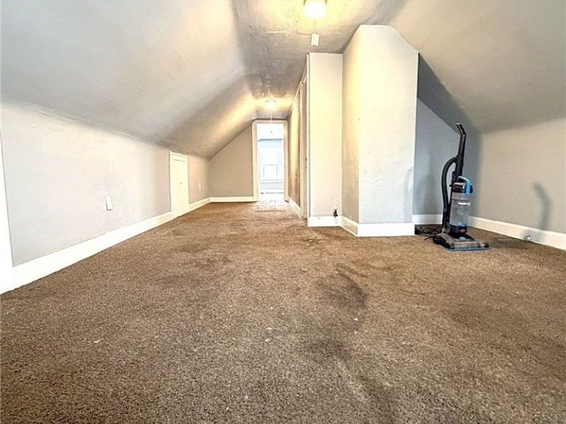 1887 Lampson Road, Cleveland, OH 44112 Photo 13