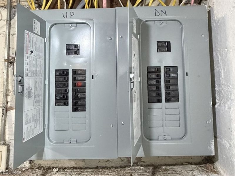 1887 Lampson Road, Cleveland, OH 44112 Photo 27