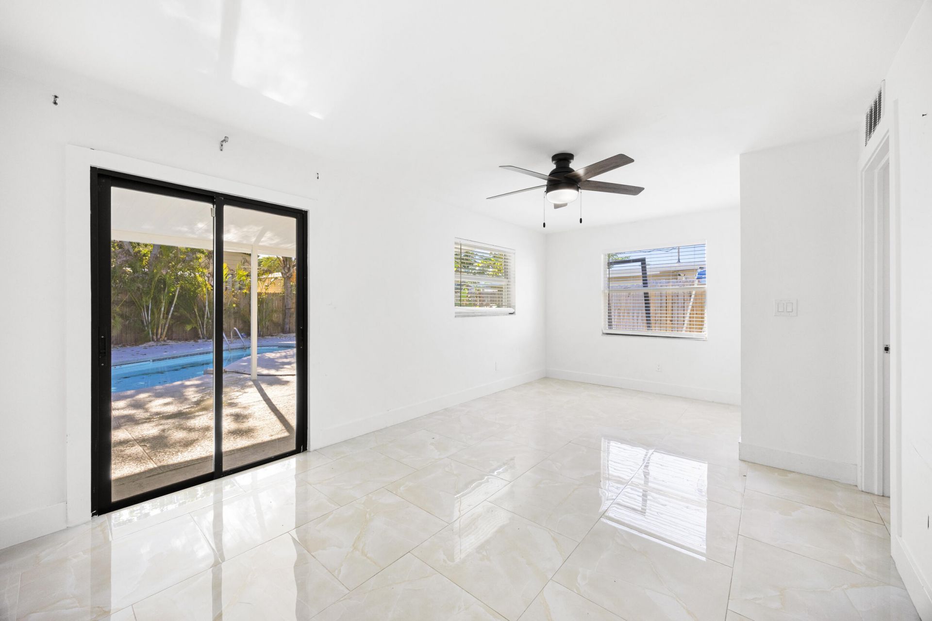 4324 Garden Avenue, West Palm Beach, FL 33405 Photo