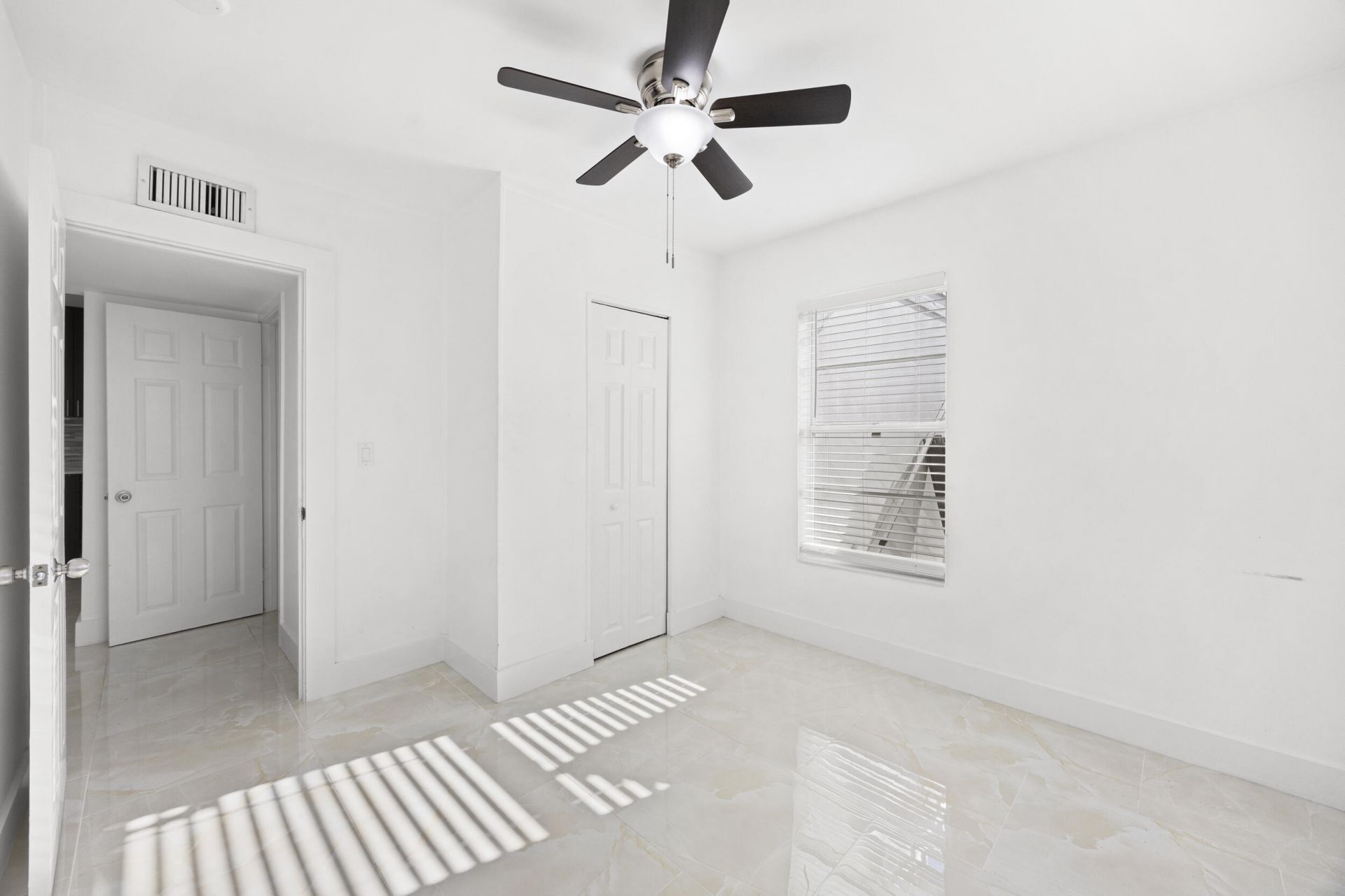 4324 Garden Avenue, West Palm Beach, FL 33405 Photo