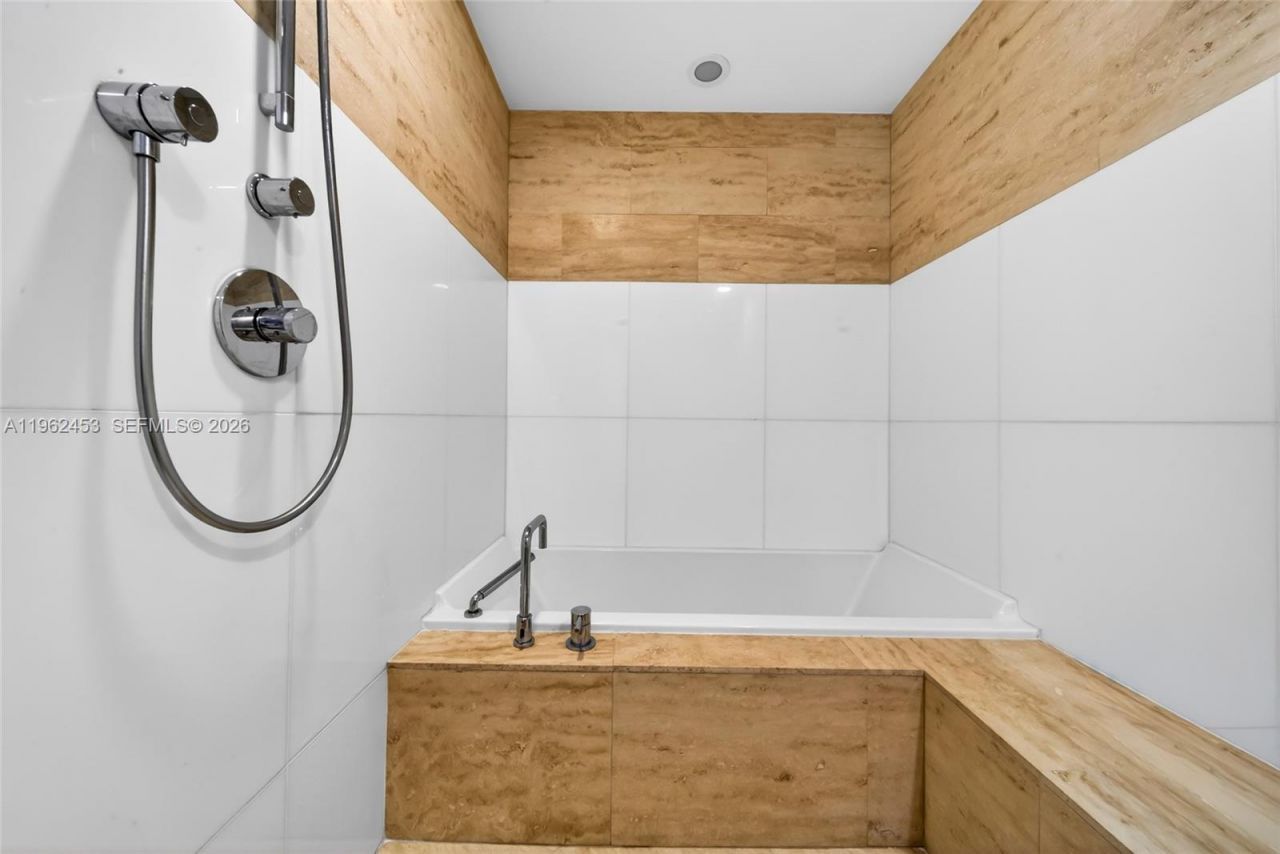 1445 16th St , Unit 1001, Miami Beach, FL 33139 Photo