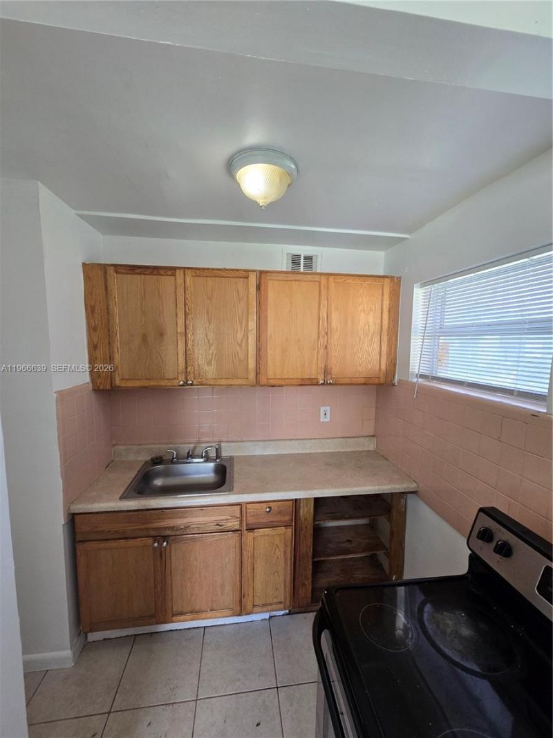 2040 Pierce St , Unit 1, Hollywood, FL 33020 Photo