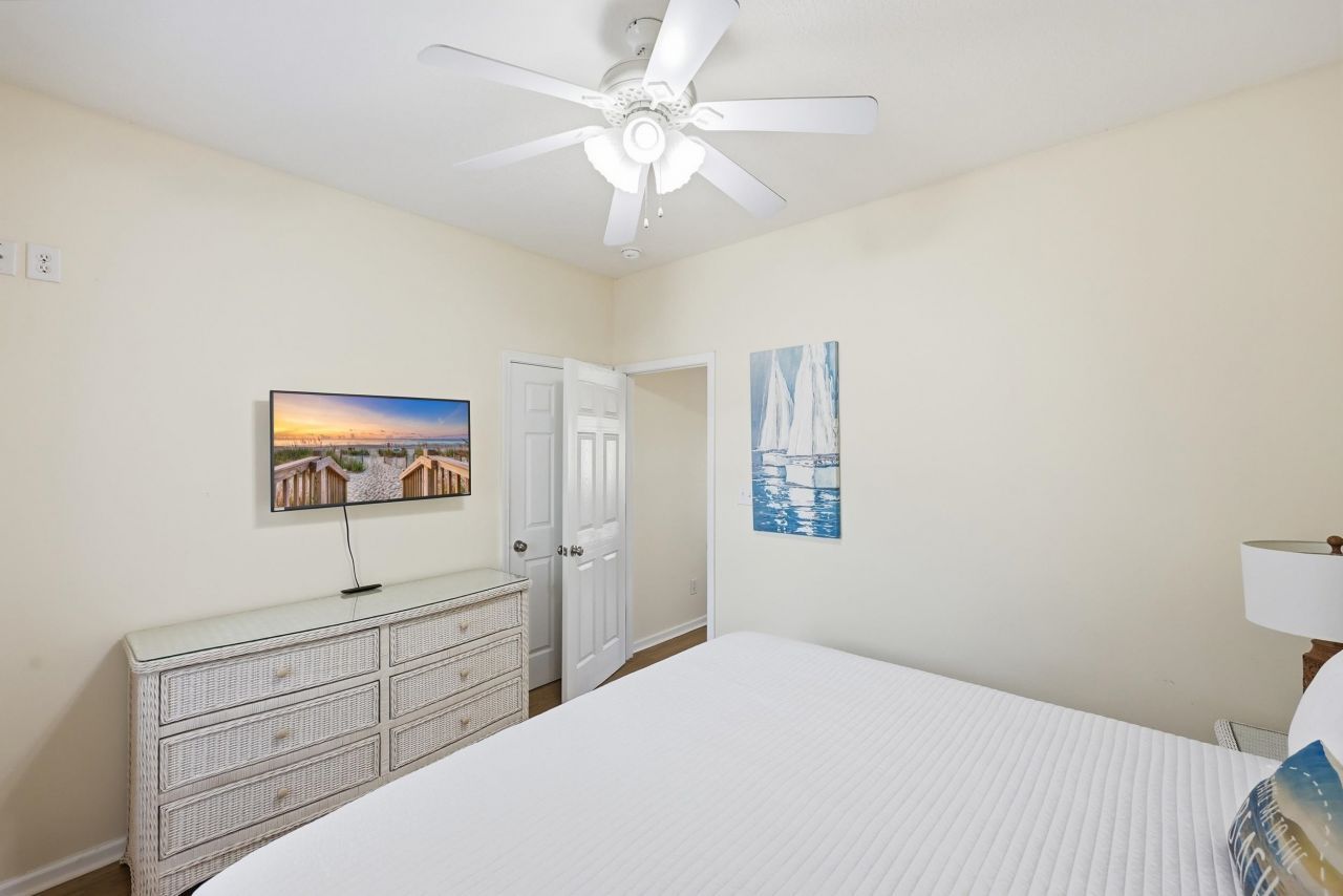 6001-1020 South Kings Hwy. Photo 17