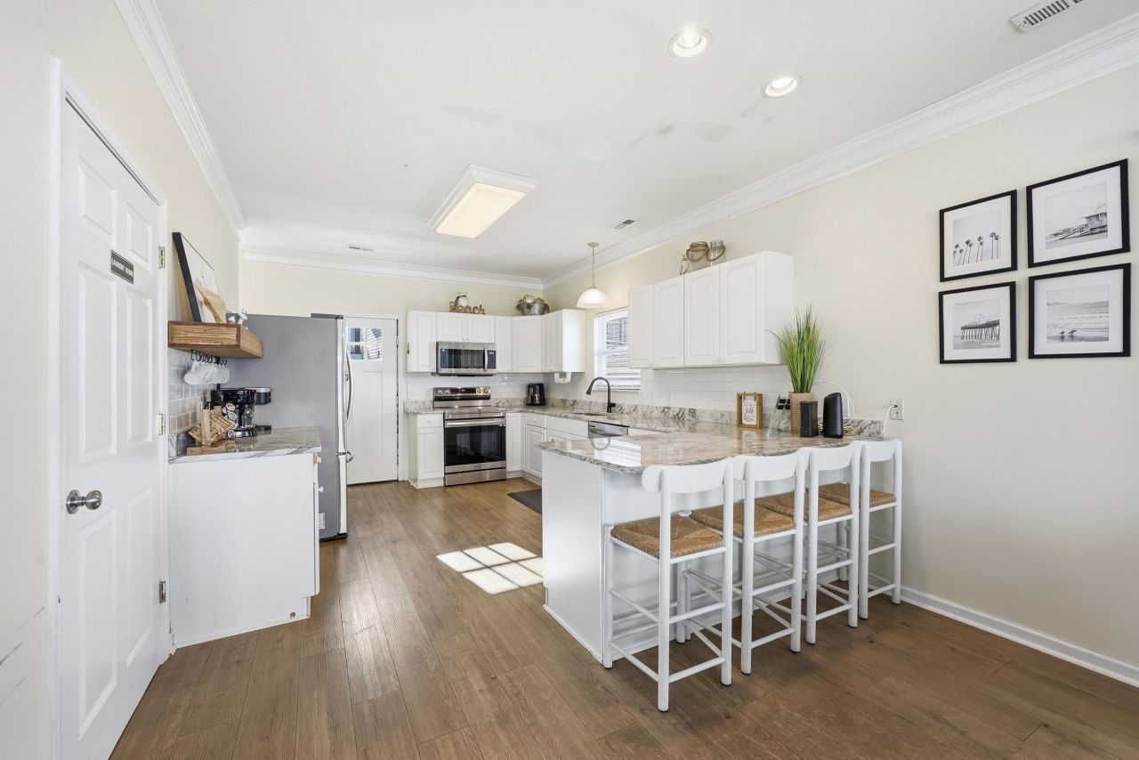 6001-1020 South Kings Hwy. Photo 5