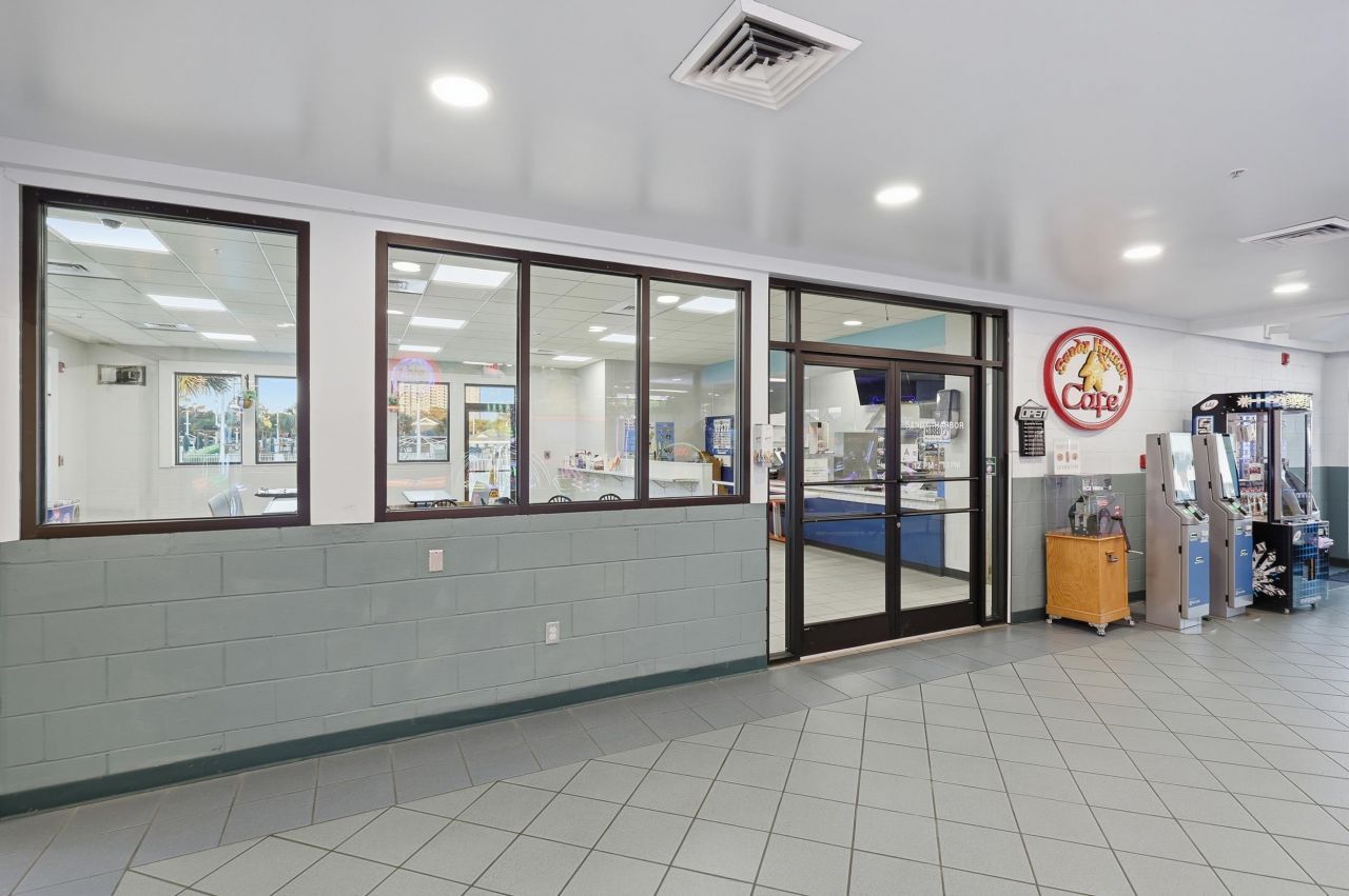 6001-1020 South Kings Hwy. Photo 54