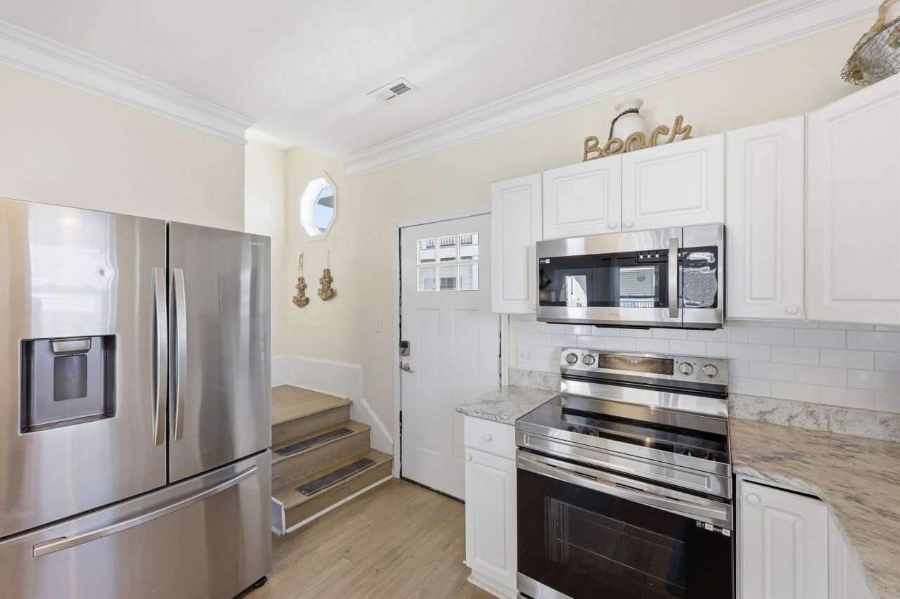 6001-1020 South Kings Hwy. Photo 7