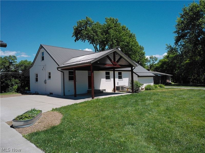 7184 State Route 43, Bergholz, OH 43908 Photo 2