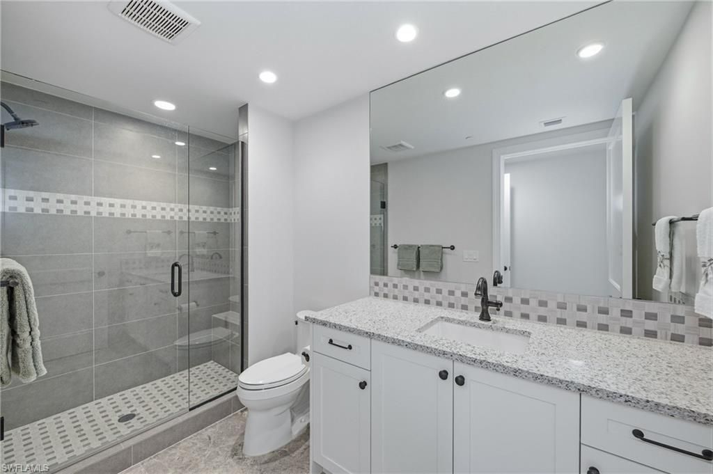 13665 Vanderbilt Dr, Unit 501, Naples, FL 34110 Photo