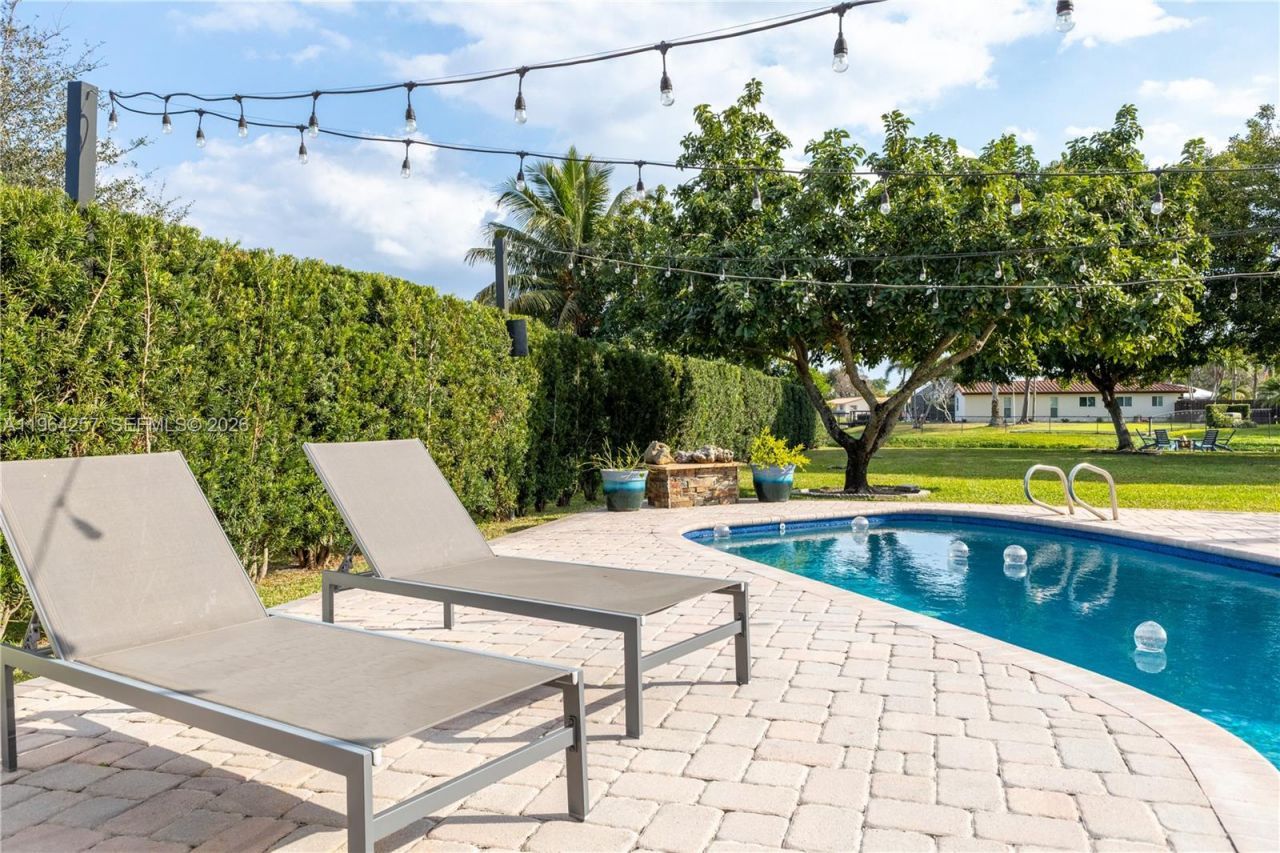 12126 NW 32nd Pl, Coral Springs, FL 33065 Photo