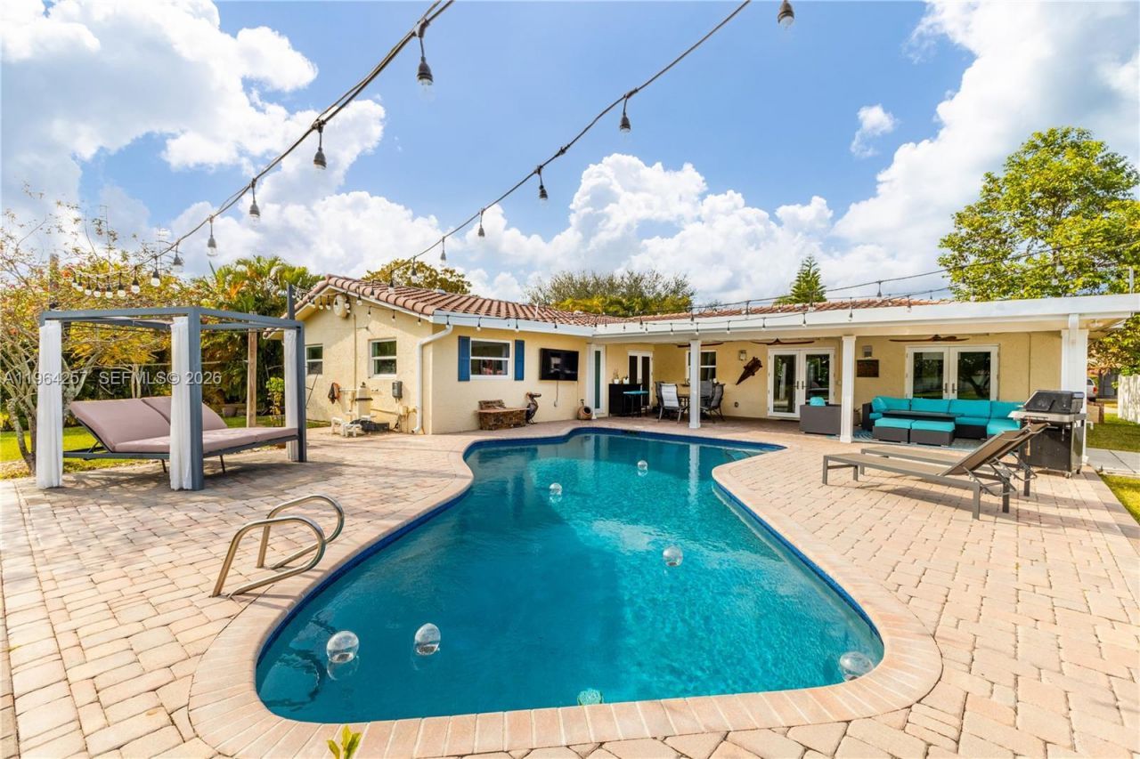 12126 NW 32nd Pl, Coral Springs, FL 33065 Photo