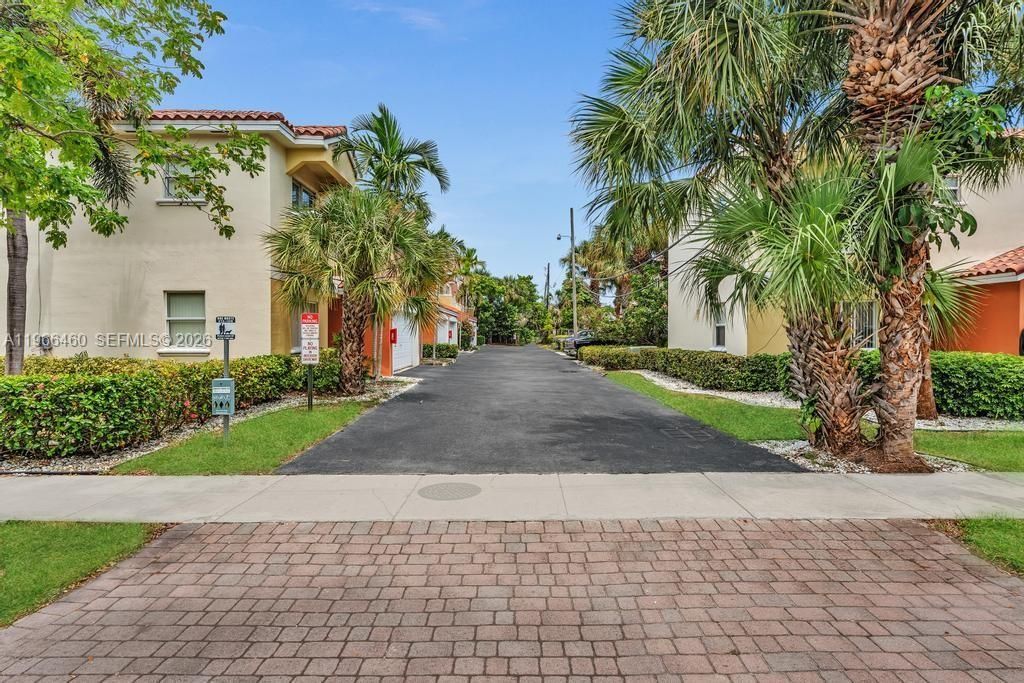 1401 NW 2nd St, Fort Lauderdale, FL 33311 Photo