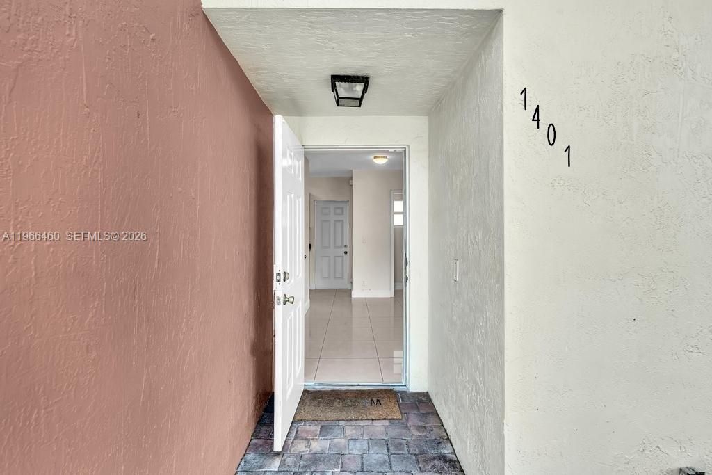 1401 NW 2nd St, Fort Lauderdale, FL 33311 Photo