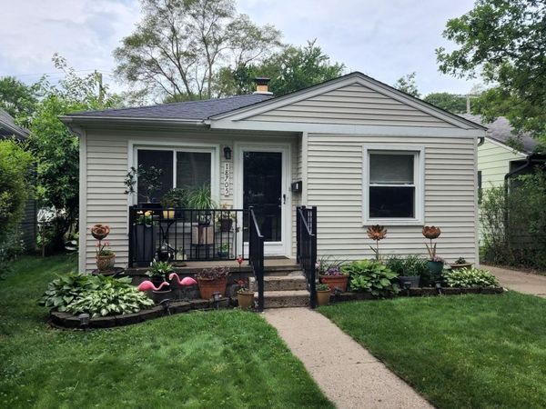 18705 Delaware Avenue, Redford, MI 48240