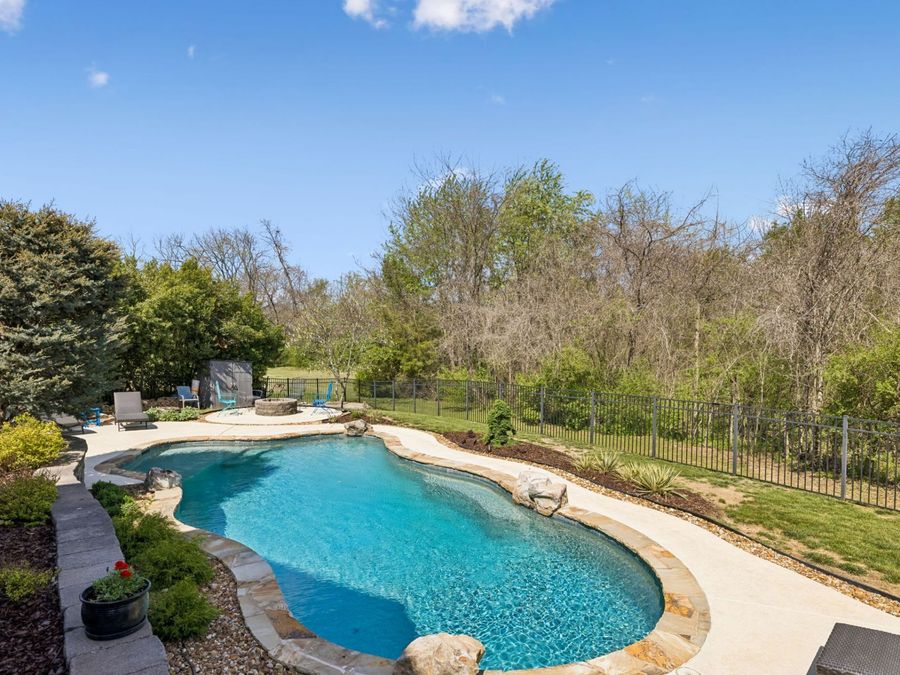 Property Image 60