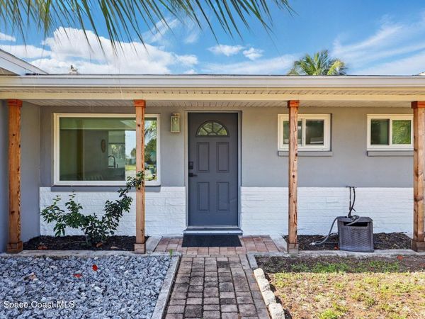 135 Richland Avenue , Merritt Island, FL 32953