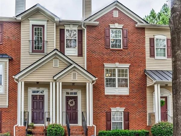 324 Village Circle, Woodstock, GA 30188