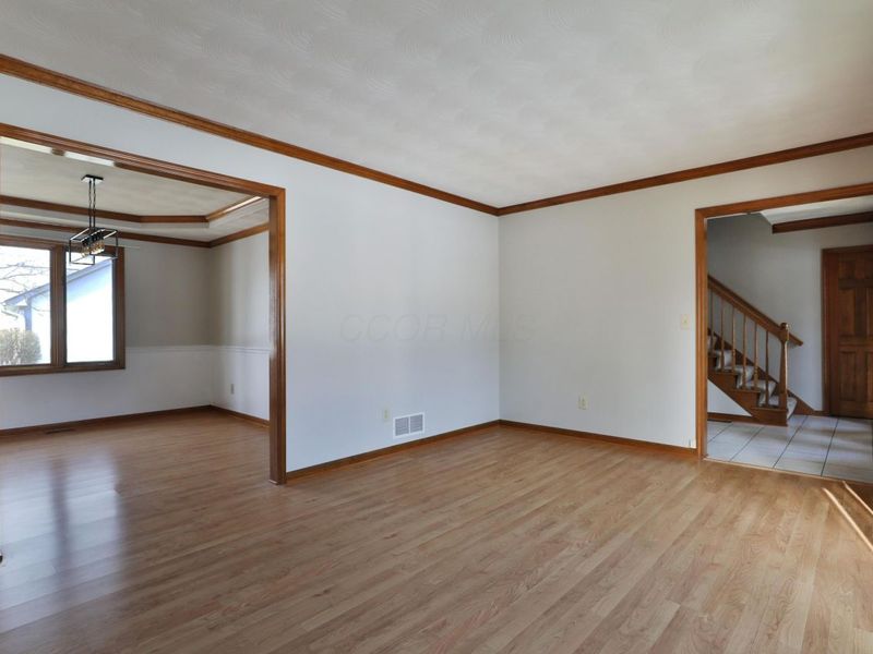 613 Deer Run Road, Westerville, OH 43081 Photo 4