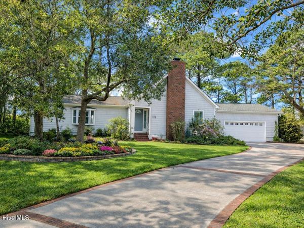 115 Apollo Drive, Cape Carteret, NC 28584