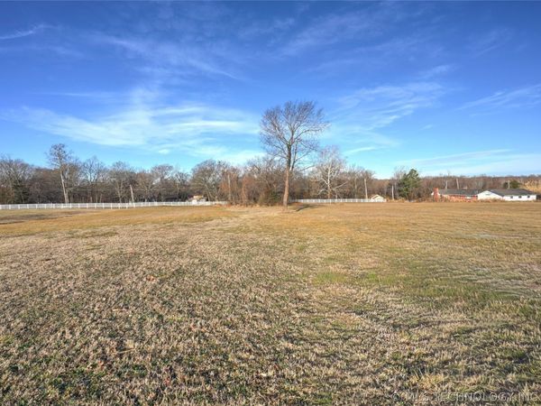 18601 E 126th Street S, Broken Arrow, OK 74011