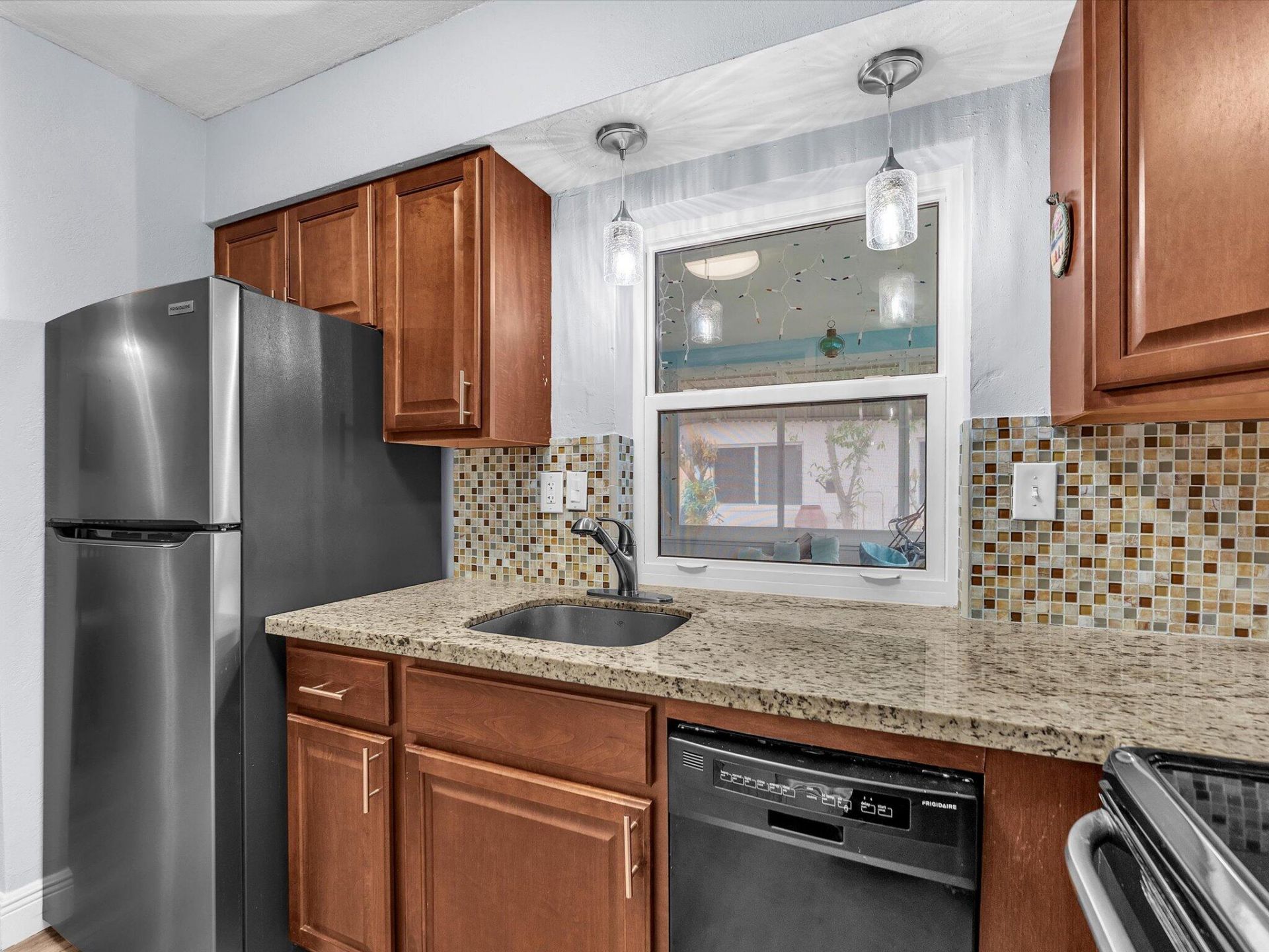 7615 NW 68th Avenue, Tamarac, FL 33321 Photo