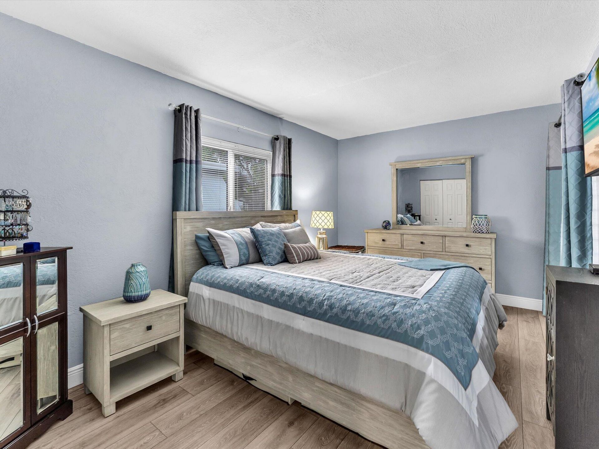 7615 NW 68th Avenue, Tamarac, FL 33321 Photo